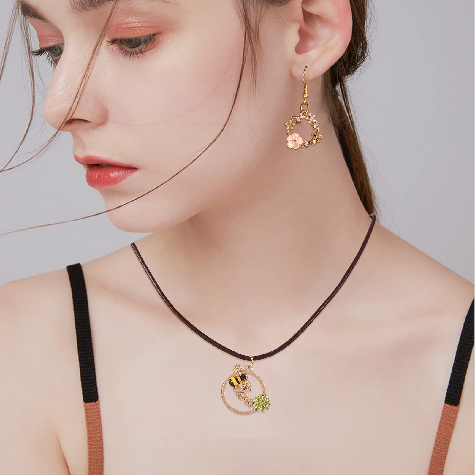 BEEFLYING 12 Pieces Bee Flower Charms Rhinestone Alloy Honeybee Pendants Flat Round Hollow Jewellery Findings for Necklaces Bracelets Jewelry Making Crafts Supplies - Image 7