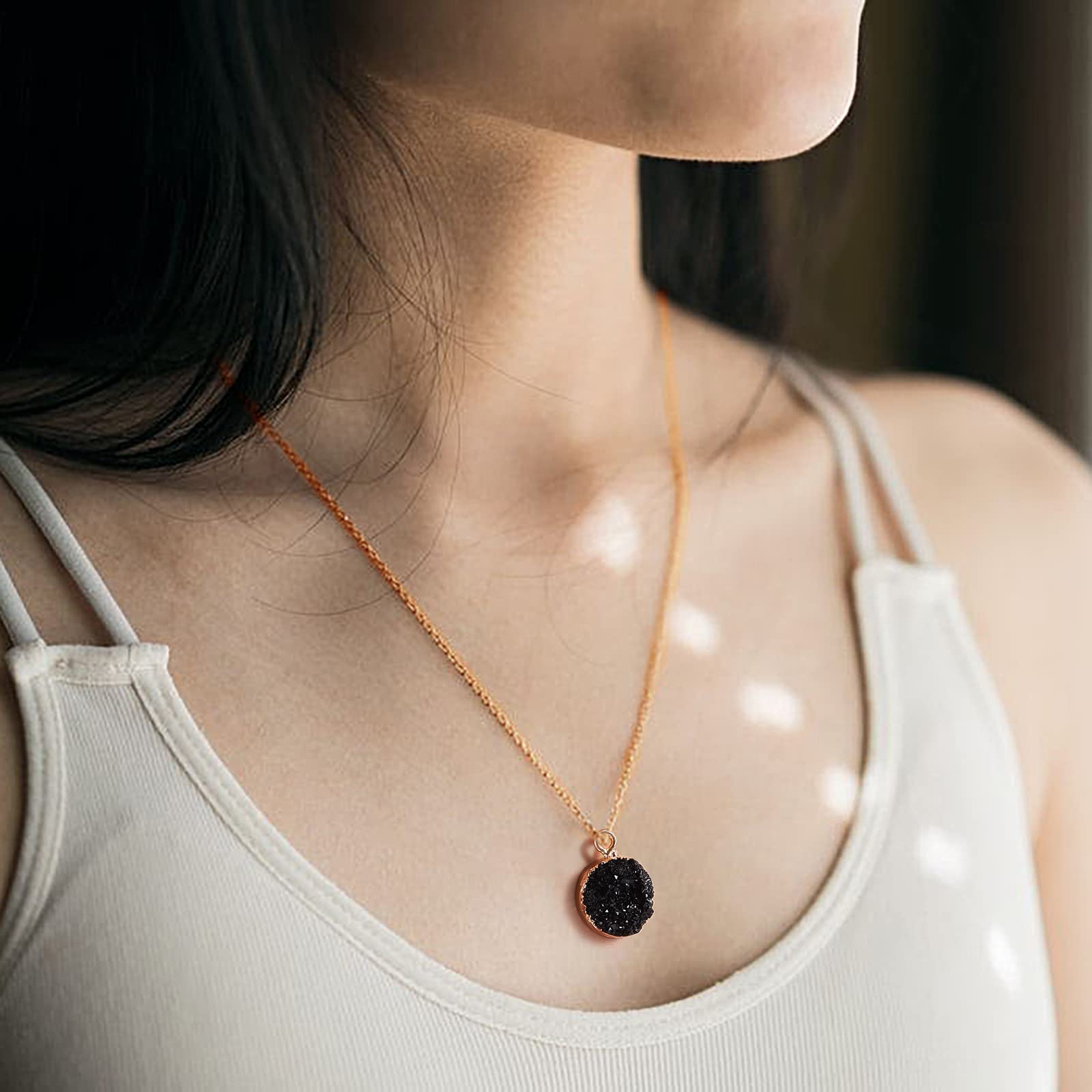 BEEFLYING 16 Pcs 8 Colors Electroplate Druzy Resin Pendants Flat Round Resin Charms Findings for Jewelry Necklaces Bracelets Earrings Making - Image 7