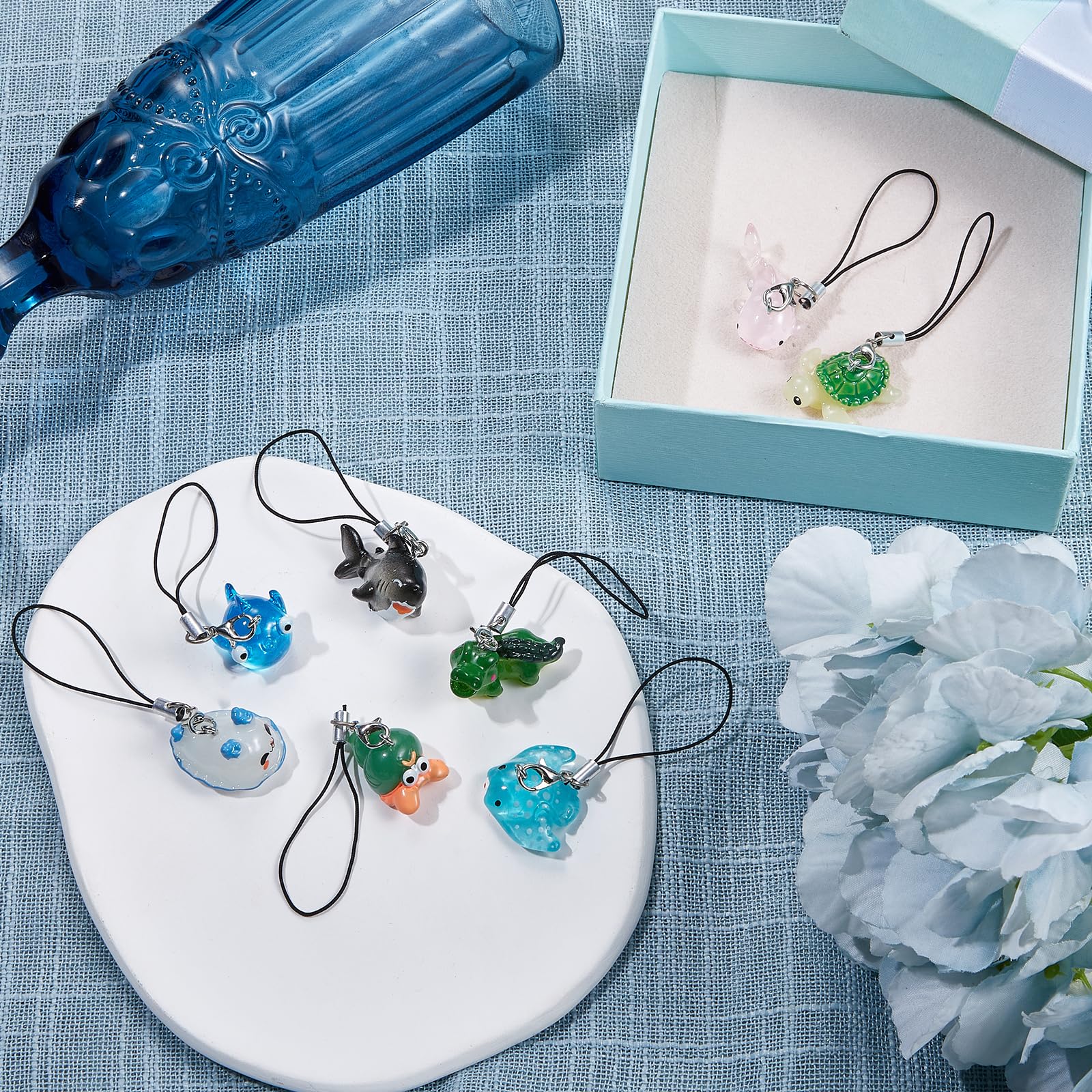 BEEFLYING 8 Pcs Phone Charms Aesthetic Y2K Cute Resin Ocean Animals Charm Straps Cell Phone Pendants Accessories for Bag Keychain Camera Wallet - Image 6
